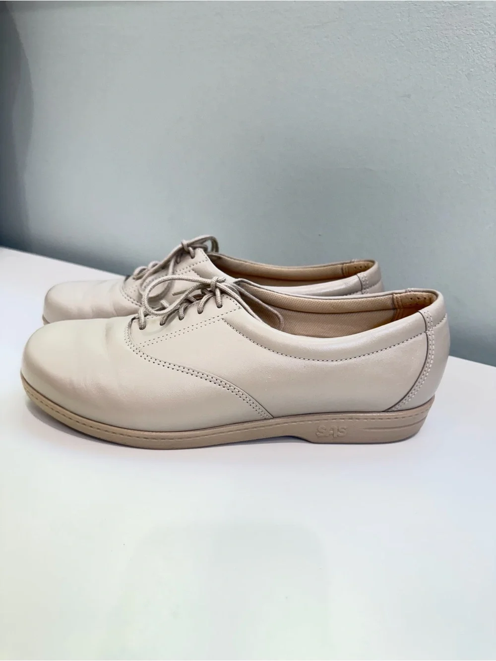 SAS Tripad Comfort Shoes Womens 7.5M Beige Leather Lace Up Walking Orthotic USA